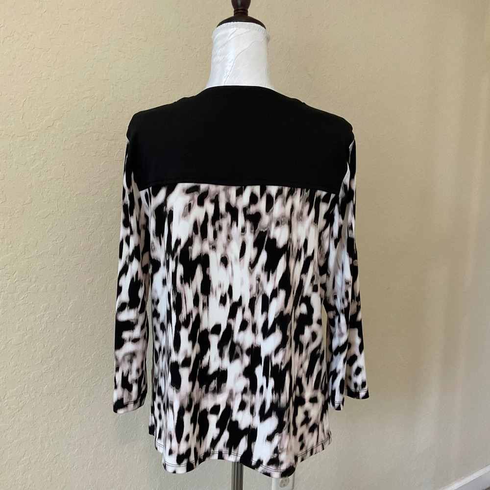 Calvin Klein Womens Animal Print Yoke Split Neck 3/4 Sleeve Blouse Top - Picture 4 of 8